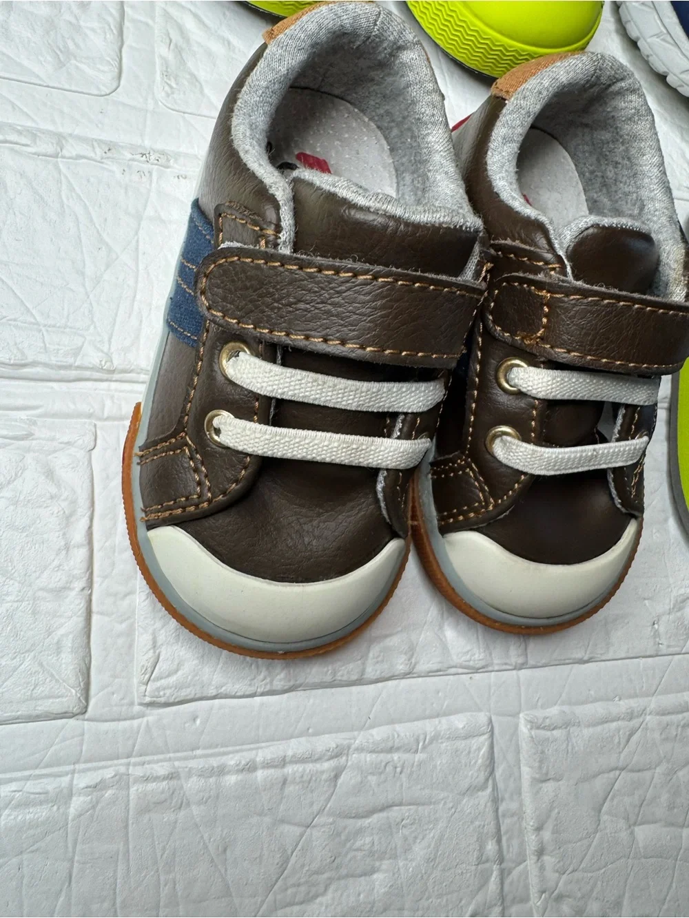 Toddler Shoe Bundle Size 5US, 4 Pairs